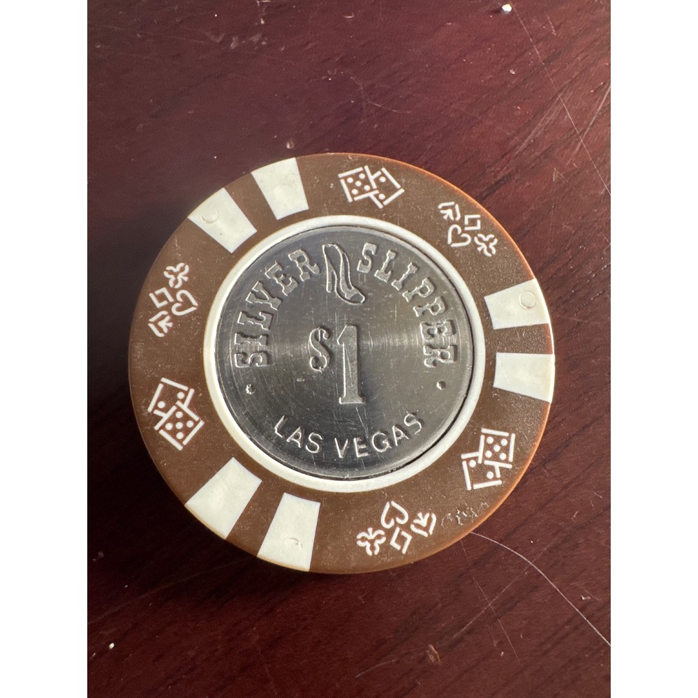 Vintage Silver Slipper Casino $1 Las Vegas Gaming Token Brown White Metal Center
